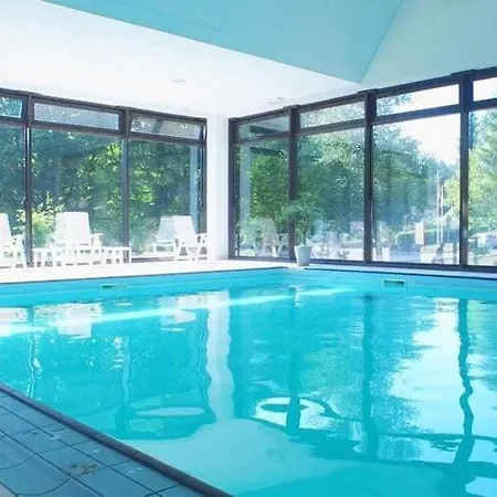 In With Heated Pool Feriehus Bitche